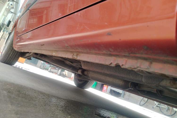 Used Baojun Lechi 2012 Revised 1.0L Manual P-TEC Standard Edition Chassis Front Right