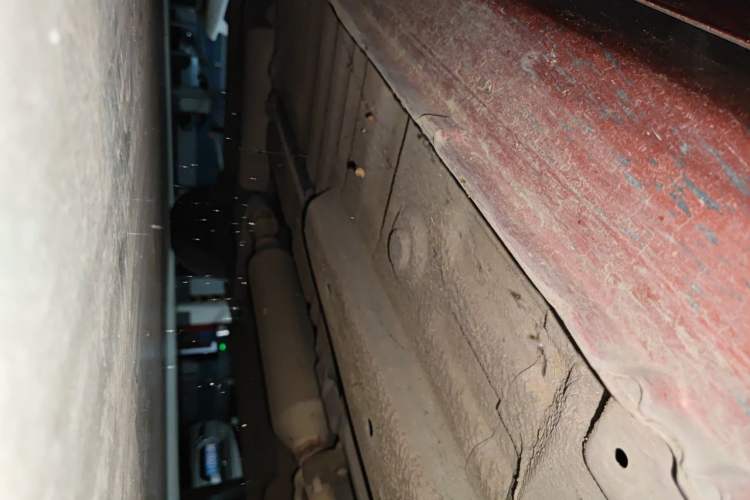 Used Baojun Lechi 2012 Revised 1.0L Manual P-TEC Standard Edition Chassis Front Right