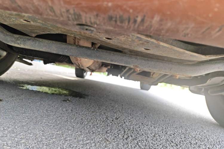 Used Baojun Lechi 2012 Revised 1.0L Manual P-TEC Standard Edition Chassis Front