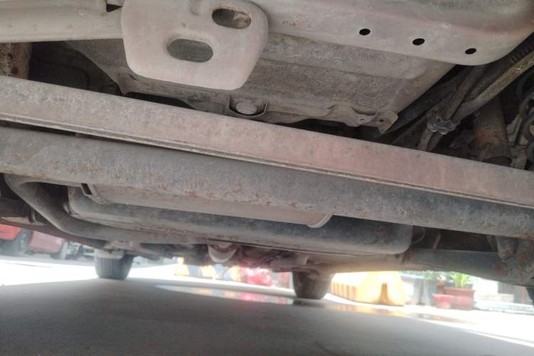 Used Baojun Lechi 2012 Revised 1.0L Manual P-TEC Standard Edition Chassis Rear