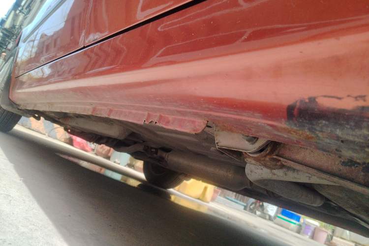 Used Baojun Lechi 2012 Revised 1.0L Manual P-TEC Standard Edition Chassis Rear Left