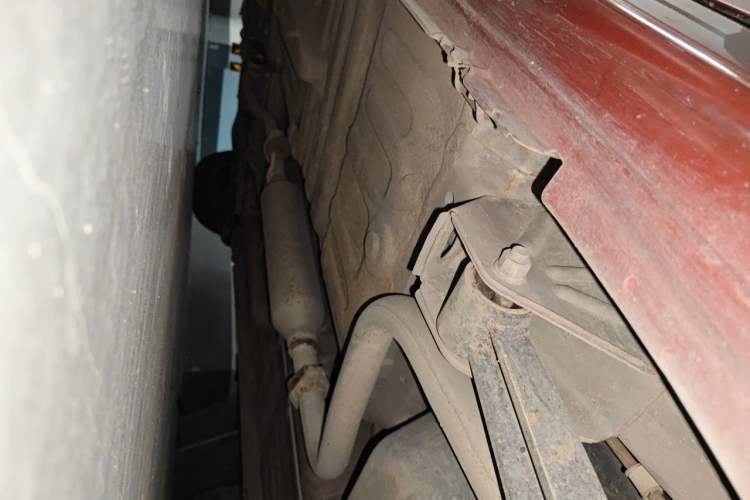 Used Baojun Lechi 2012 Revised 1.0L Manual P-TEC Standard Edition Chassis Rear Left