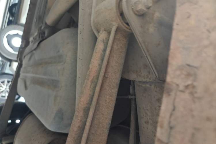 Used Baojun Lechi 2012 Revised 1.0L Manual P-TEC Standard Edition Chassis Rear Left