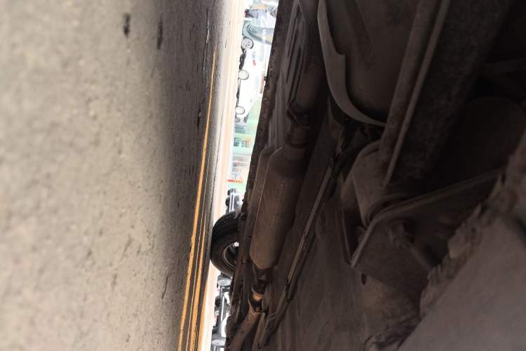 Used Baojun Lechi 2012 1.2L Manual Sport Edition Dynamic Model Chassis Rear Right