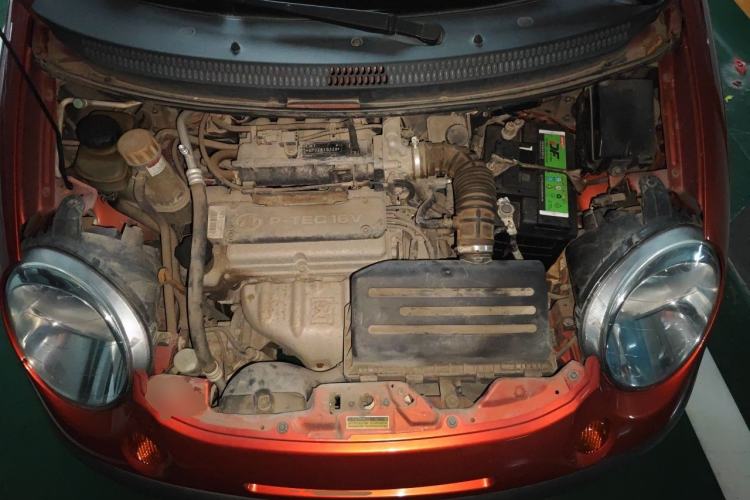 Used Baojun Lechi 2012 Revised 1.0L Manual P-TEC Standard Edition Engine Bay
