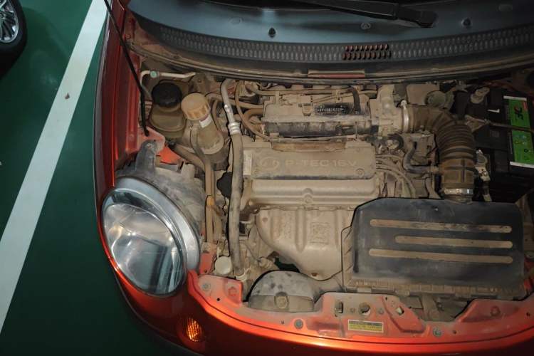 Used Baojun Lechi 2012 Revised 1.0L Manual P-TEC Standard Edition Engine Bay Right