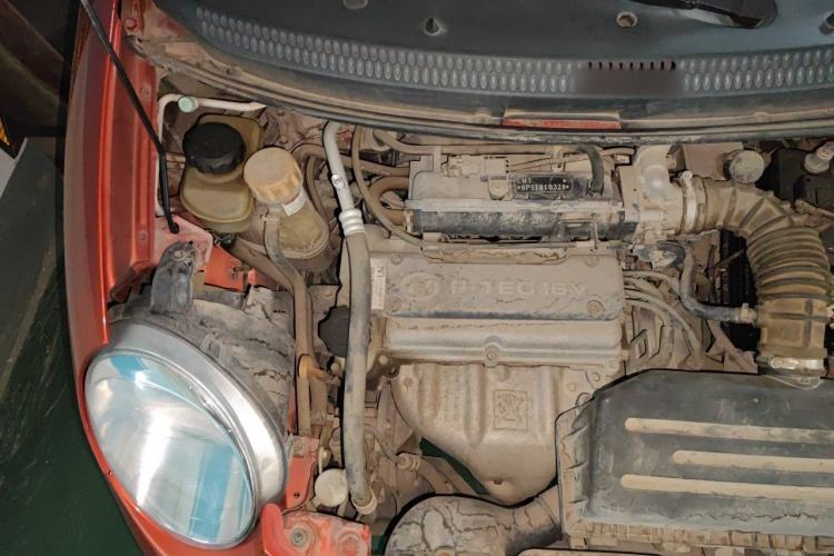 Used Baojun Lechi 2012 Revised 1.0L Manual P-TEC Standard Edition Engine Bay Right