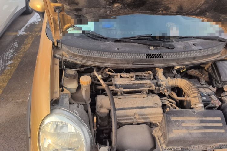 Used Baojun Lechi 2012 1.2L Manual Sport Edition Dynamic Model Engine Bay Right