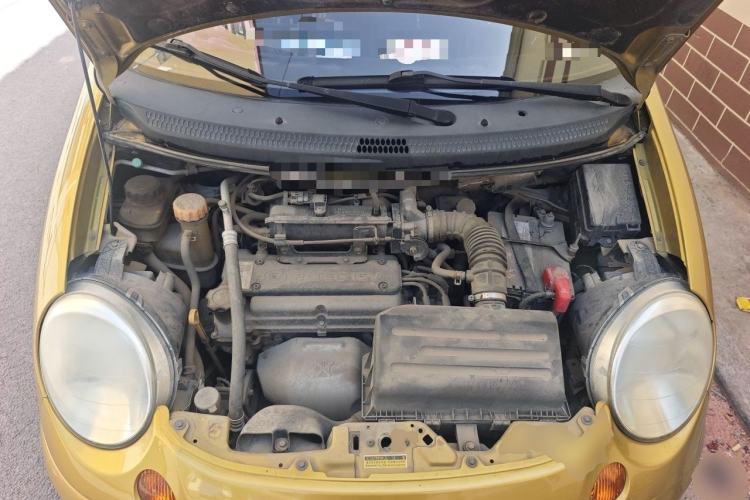 Used Baojun Lechi 2012 Revised Version 1.2L Manual Sporty Edition Dynamic Type Engine Bay