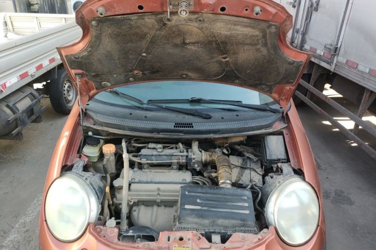 Used Baojun Lechi 2012 Revised 1.0L Manual P-TEC Standard Edition Engine Bay