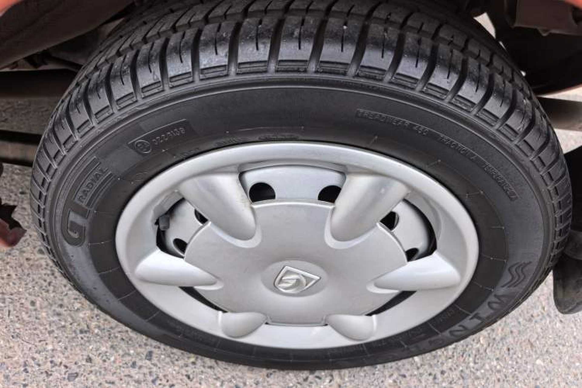 Used Baojun Lechi 2012 Revised 1.0L Manual P-TEC Standard Edition Exterior 8