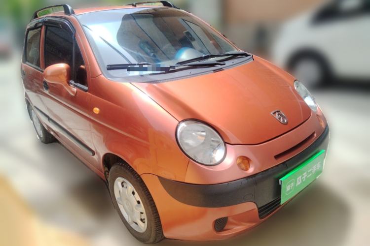 Used Baojun Lechi 2012 Revised 1.0L Manual P-TEC Standard Edition Front Right 45 Deg