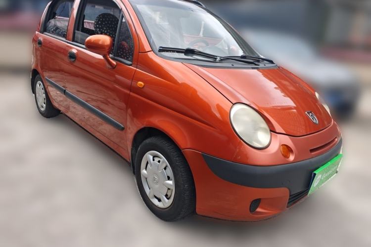Used Baojun Lechi 2012 Revised 1.0L Manual P-TEC Standard Edition Front Right 45 Deg