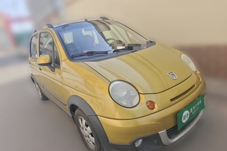 Used Baojun Lechi 2012 Revised Version 1.2L Manual Sporty Edition Dynamic Type Front Right 45 Deg