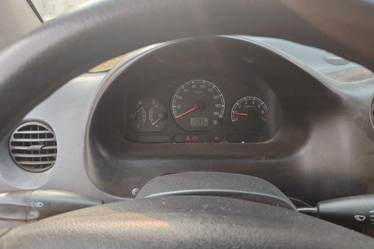 Used Baojun Lechi 2012 Revised 1.0L Manual P-TEC Standard Edition Instrument Cluster
