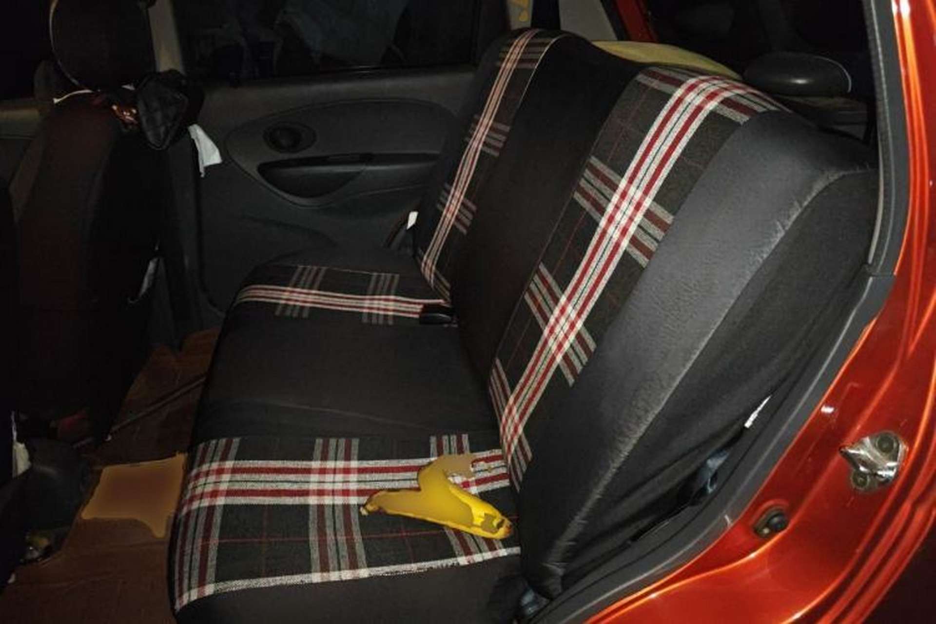 Used Baojun Lechi 2012 Revised 1.0L Manual P-TEC Standard Edition Left Rear Seat