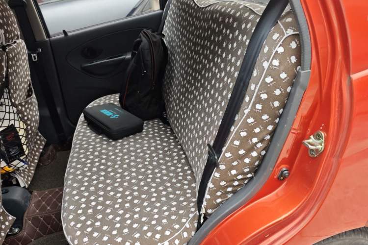 Used Baojun Lechi 2012 Revised 1.0L Manual P-TEC Standard Edition Left Rear Seat