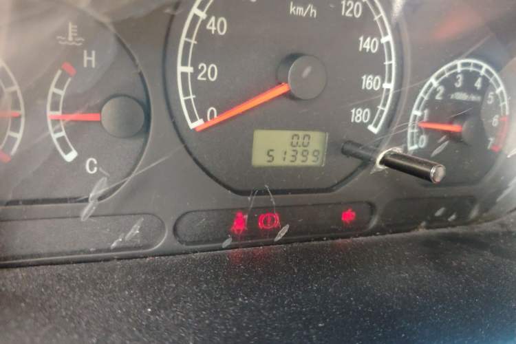 Used Baojun Lechi 2012 Revised 1.0L Manual P-TEC Standard Edition Odometer Close Up