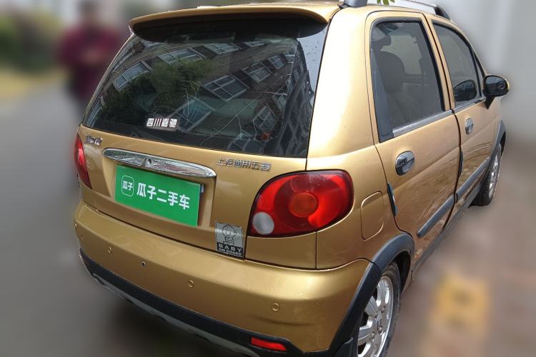 Used Baojun Lechi 2012 Revised Version 1.2L Manual Sporty Fashion Edition Rear Right 45 Deg