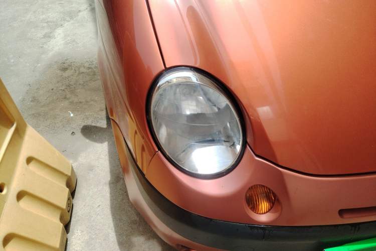 Used Baojun Lechi 2012 Revised 1.0L Manual P-TEC Standard Edition Right Front Headlight
