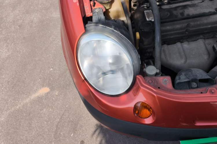 Used Baojun Lechi 2012 1.0L Manual P-TEC Superior Model Right Front Headlight