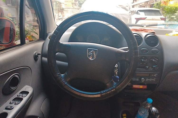 Used Baojun Lechi 2012 Revised 1.0L Manual P-TEC Standard Edition Steering Wheel