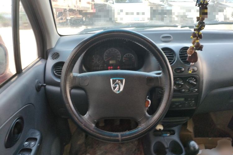 Used Baojun Lechi 2012 Revised 1.0L Manual P-TEC Standard Edition Steering Wheel