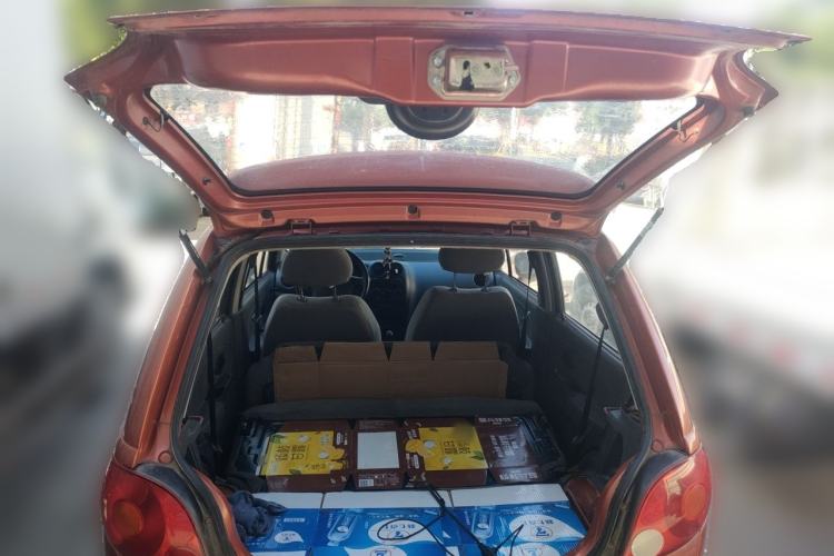 Used Baojun Lechi 2012 Revised 1.0L Manual P-TEC Standard Edition Trunk