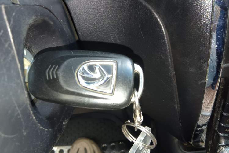 Used Baojun Lechi 2012 Revised Version 1.2L Manual Sporty Fashion Edition Vehicle Key