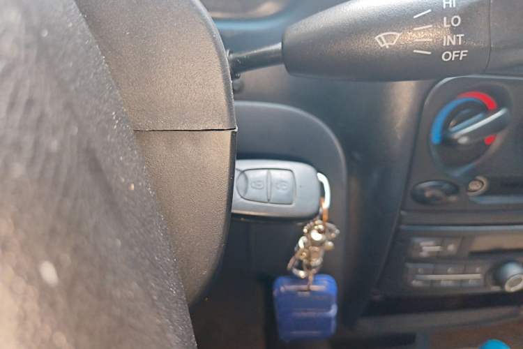 Used Baojun Lechi 2012 Revised 1.0L Manual P-TEC Standard Edition Vehicle Key