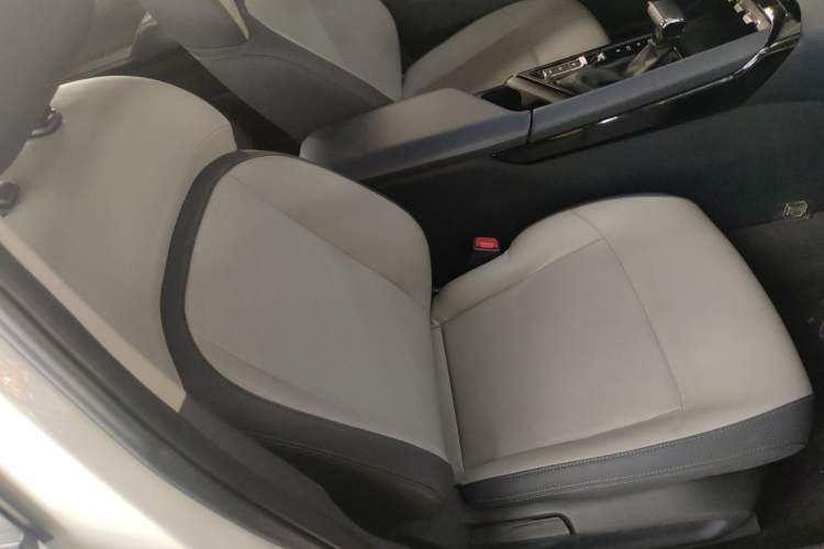 Used Baojun RC-5 2020 1.5T CVT Smart Shine Prestige Edition Right Front Seat