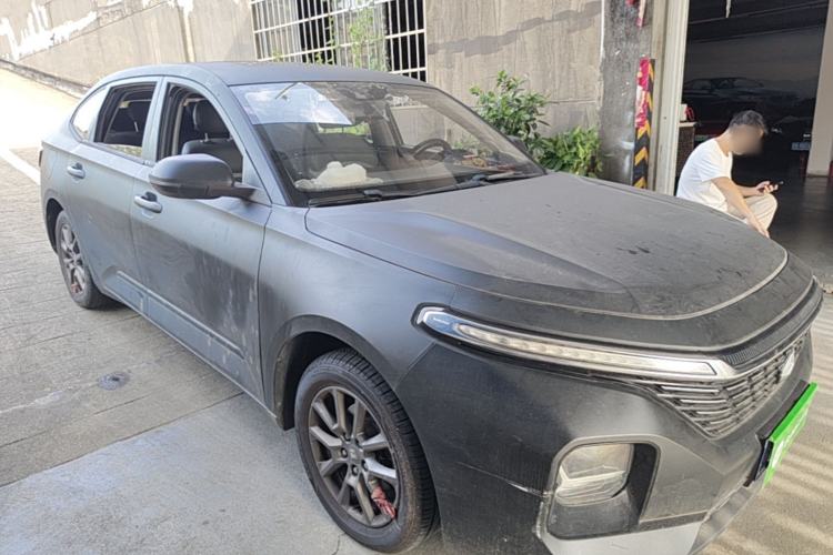Used Baojun RC-5 2020 1.5L Manual Smart Luxury Edition Front Right 45 Deg