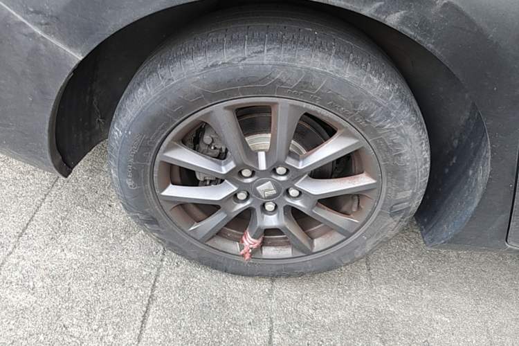 Used Baojun RC-5 2020 1.5L Manual Smart Luxury Edition Right Rear Wheel Hub