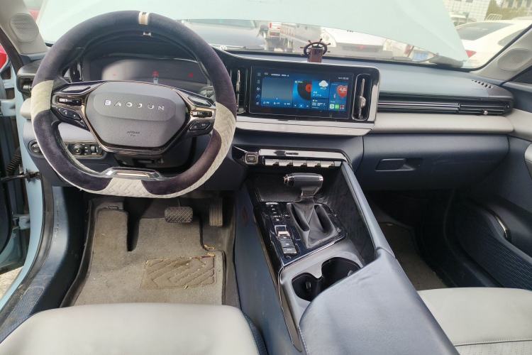 Used Baojun RC-5 2020 1.5T CVT Smart Shine Prestige Edition Center Console