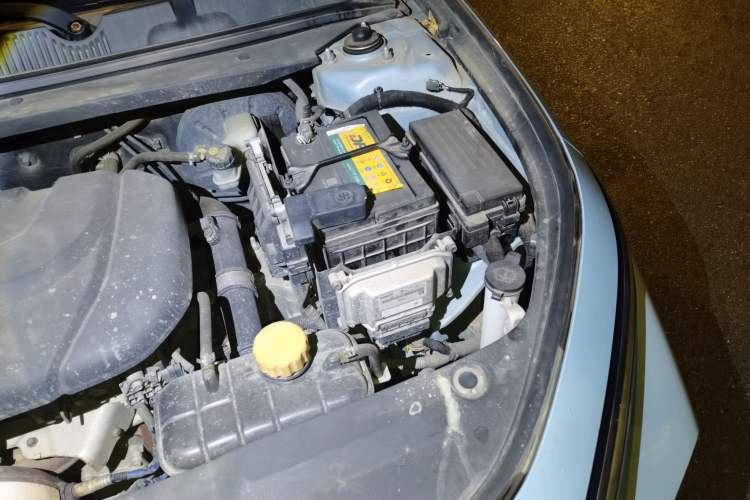 Used Baojun RC-5 2020 1.5T CVT Smart Luxury Edition Engine Bay Left
