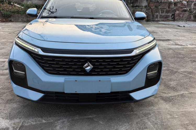 Used Baojun RC-5 2020 1.5L Manual Smart Luxury Edition Exterior 1