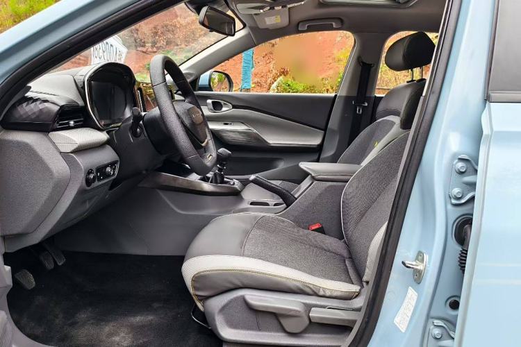 Used Baojun RC-5 2020 1.5L Manual Smart Luxury Edition Interior 2