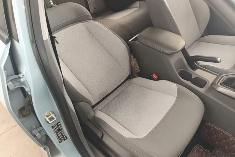Used Baojun RC-5 2020 1.5L Manual Zhiyao Elite Edition Right Front Seat