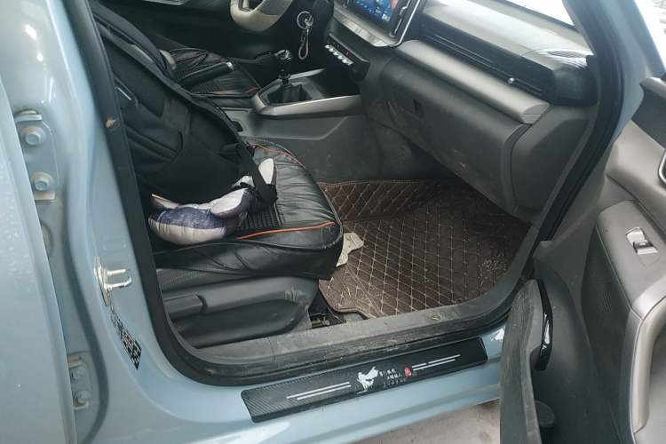 Used Baojun RC-5 2020 1.5L Manual Zhiyao Elite Edition Right Front Seat