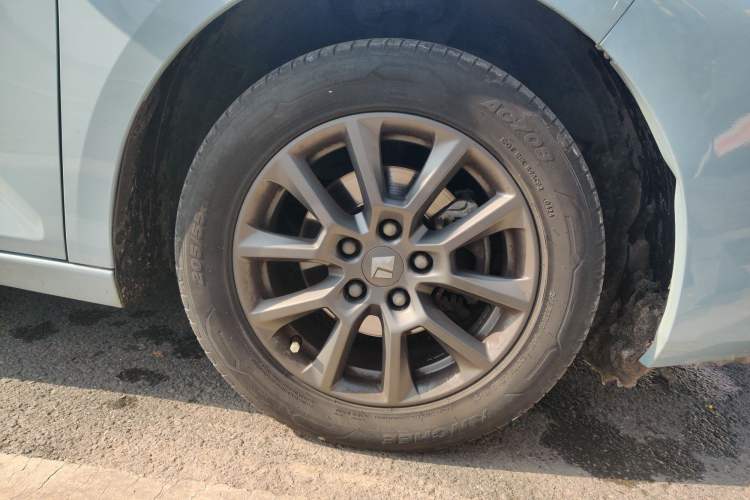 Used Baojun RC-5 2020 1.5L Manual Smart Luxury Edition Right Front Wheel Hub