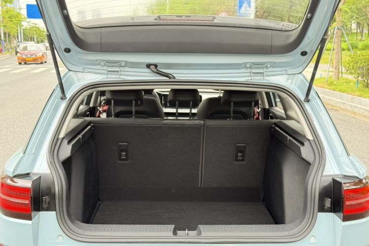 Used Baojun RC-5 2020 RC-5W 1.5T CVT Smart Shine Prestige Model Trunk