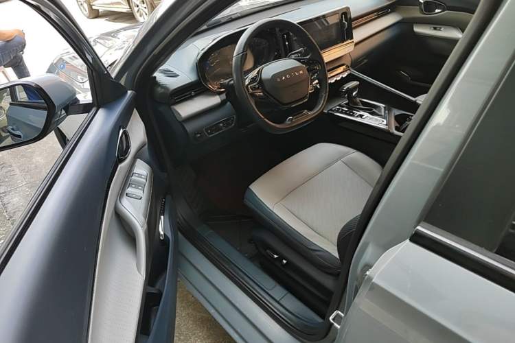 Used Baojun RC-5 2020 1.5T CVT Smart Shine Prestige Edition Driver Seat
