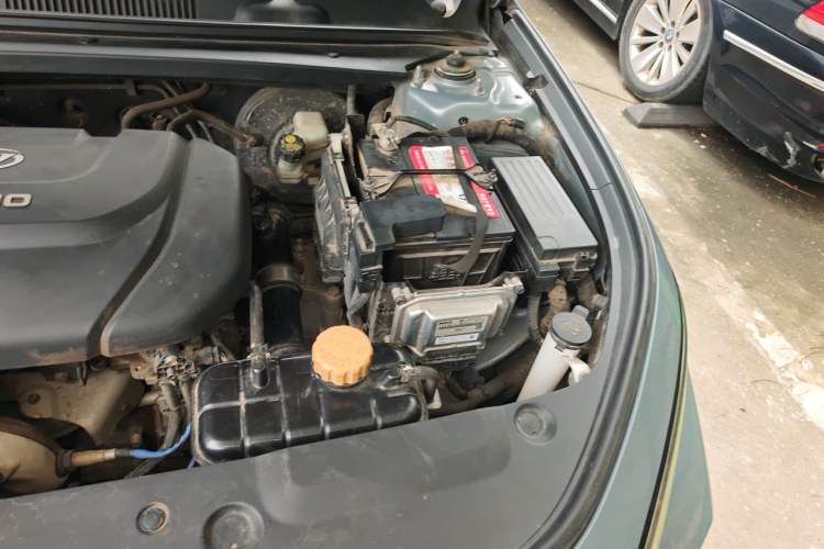 Used Baojun RC-5 2020 RC-5W 1.5T CVT Smart Luxury Edition Engine Bay Left