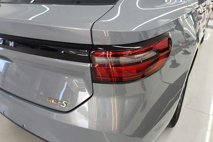 Used Baojun RC-5 2020 1.5L Manual Zhiyao Elite Edition Exterior 3