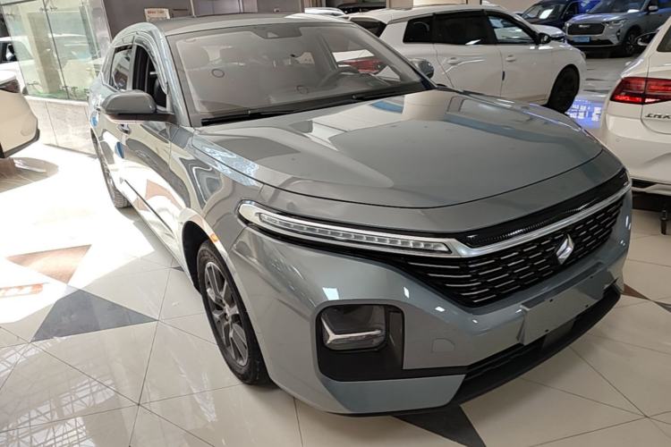 Used Baojun RC-5 2020 1.5L Manual Smart Luxury Edition Front Right 45 Deg