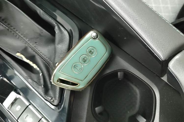 Used Baojun RC-5 2020 1.5L CVT Smart Elite Edition Interior 1
