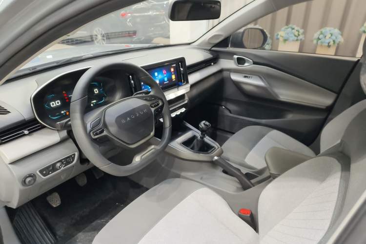 Used Baojun RC-5 2020 1.5L Manual Zhiyao Elite Edition Interior 2