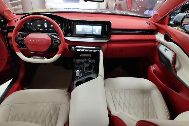 Used Baojun RC-5 2020 RC-5W 1.5T CVT Smart Shine Flagship Model Interior 3