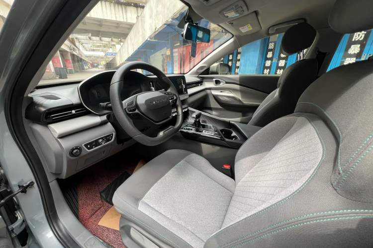 Used Baojun RC-5 2020 1.5L CVT Smart Elite Edition Interior 3
