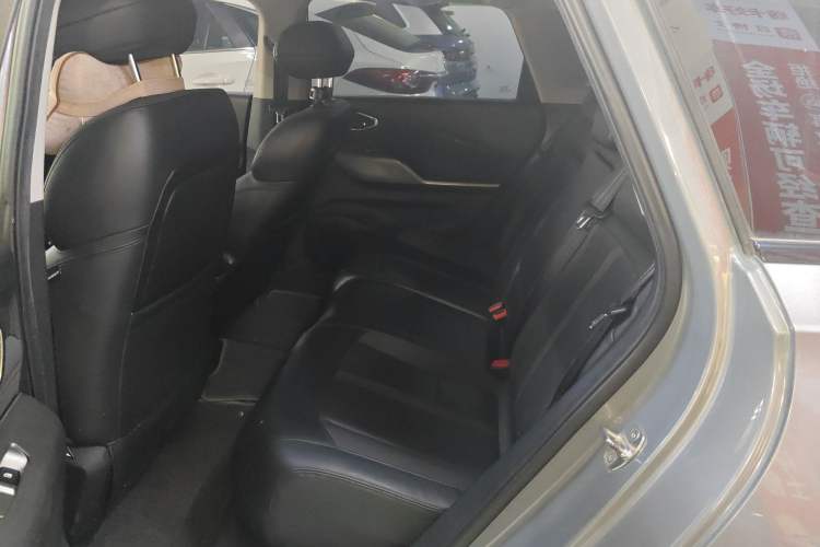 Used Baojun RC-5 2020 RC-5W 1.5T CVT Smart Shine Flagship Model Interior 4